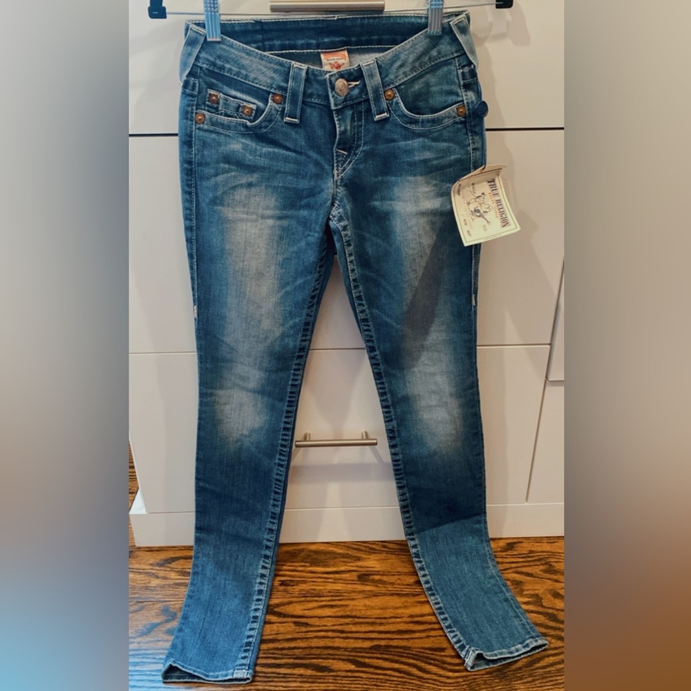 True religion, straight leg jeans, with rhinestones